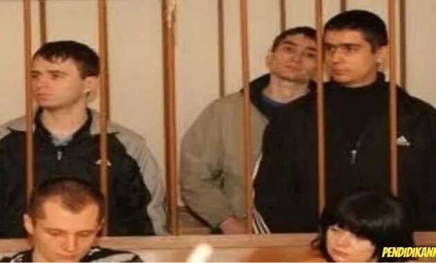 3 парня один молоток