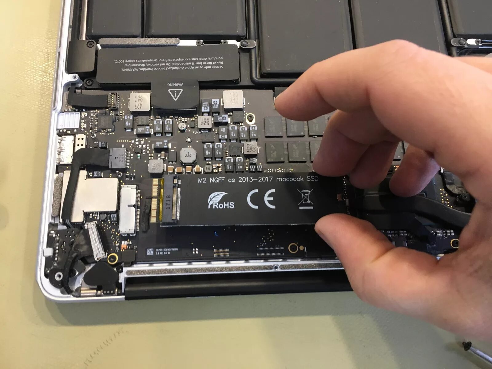 Ssd диск mac. Macbook air 2011 13 2 ssd. Ssd диск для macbook air 13. Macbook air 3. Ssd диск mac.