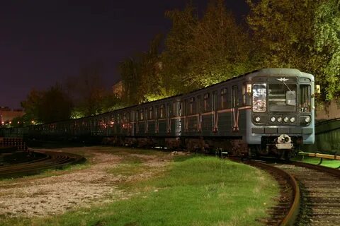 81 717 714
