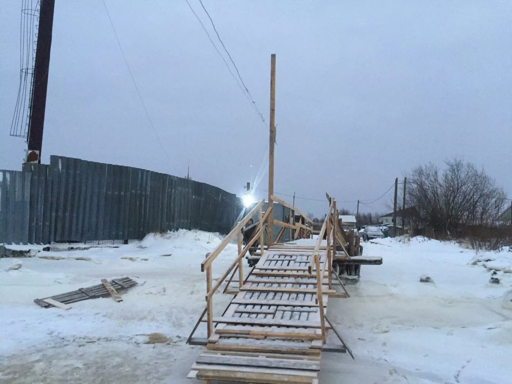 Переправы архангельск. Пешеходная ледовая переправа Архангельск Кегостров. Переправа на 26 Лесозавод Архангельск. Переправа Архангельск. 26 Лесозавод переправа.