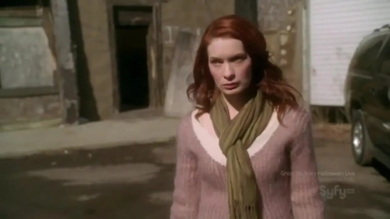 Рэд охотница на. Рэд: охотница на оборотней фильм 2010. Рэд охотница на. Рэд охотница на. Рэд охотница на.