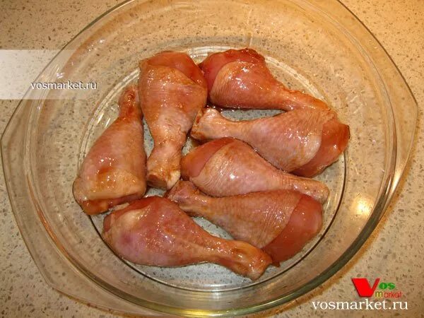 Сколько по времени варить голени. Куриная ножка на пару. Куриные голени в духовке при 200 градусах. Курица голень метро. Сколько варить куриные голени.