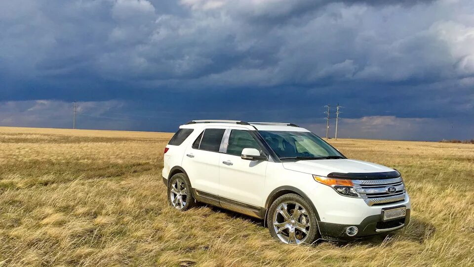 Эксплорер 5 рестайлинг. Форд эксплорер белый. ford explorer 2018. ford explorer 2016 tuning.
