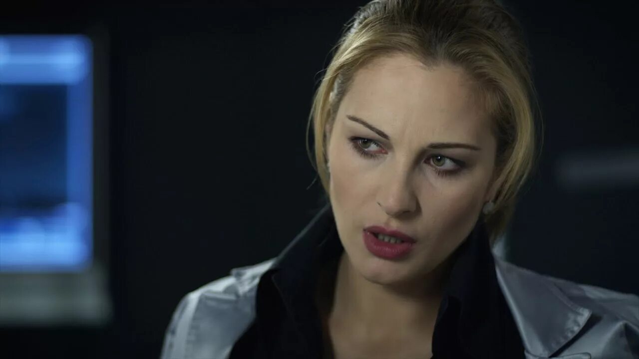 След ненастоящий детектив. След ненастоящий детектив. Кадры из детектив след. След ненастоящий детектив. Следы детектив.