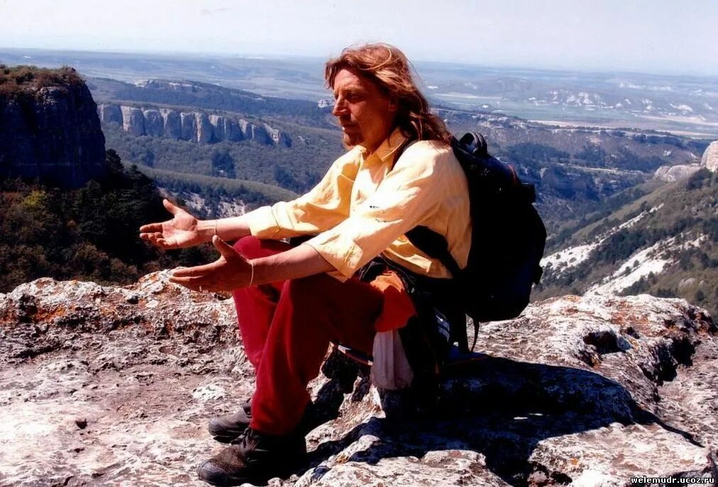 Питается солнечной энергие. Питаются солнцем как называются. Питание солнечной энергией. Почему называется солнечная система. Описание солнца.