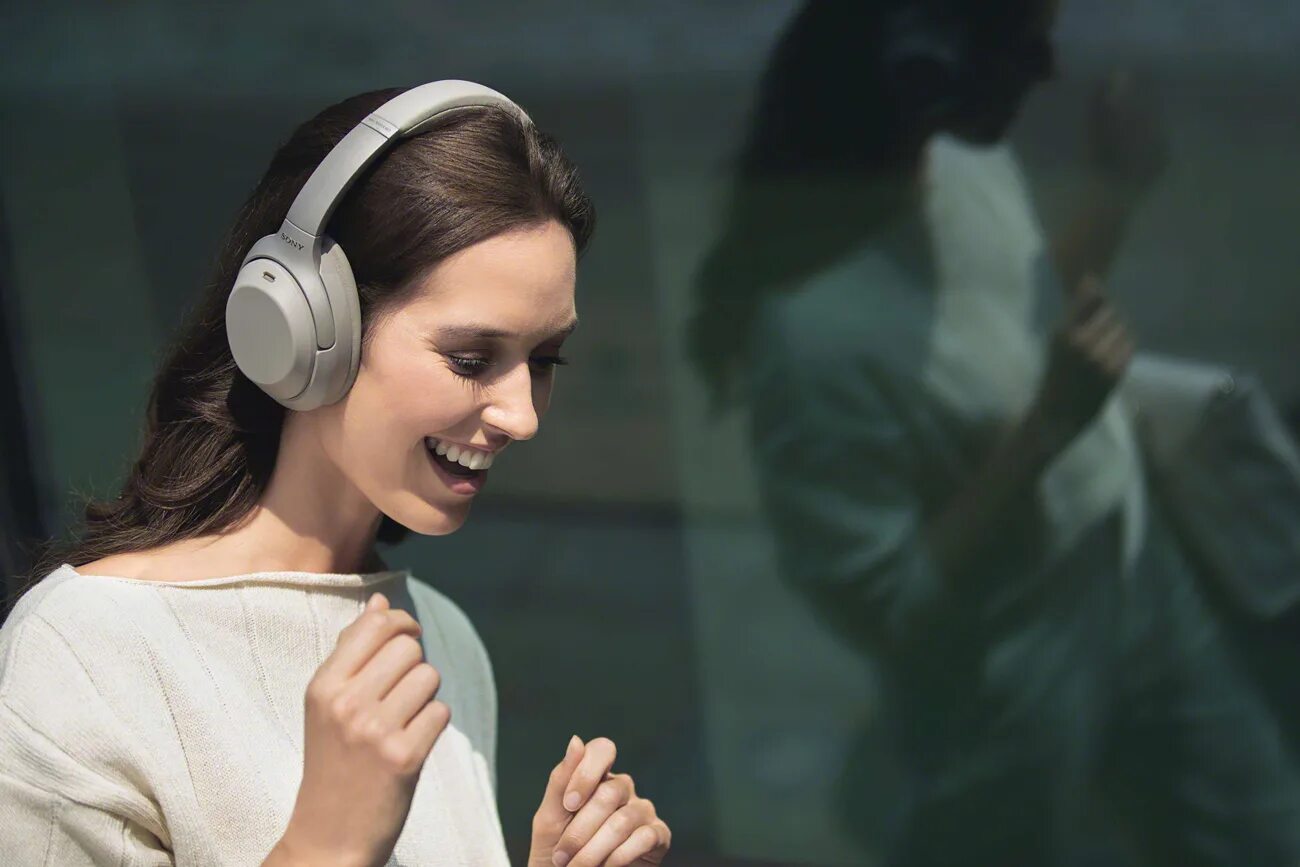 Advanced bionics слуховой аппарат. Sony 1000xm2. Sony wh-1000xm4 3,5 connect. Sony wh-1000xm3 silver. Шумоподавление в наушниках.