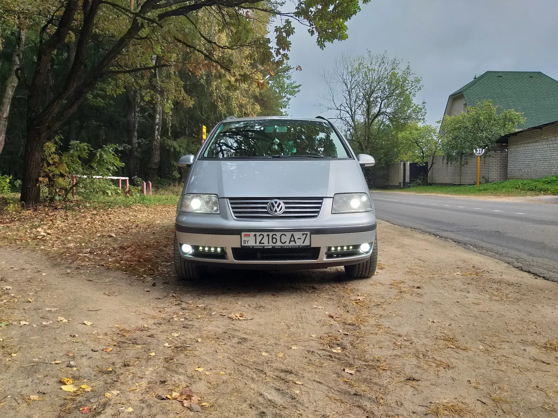 Volkswagen sharan 2003. Фольксваген Шаран 2003. Фольксваген Шаран 2003г. Volkswagen Sharan 2 ПТФ. Противотуманки для Volkswagen Sharan 1999.