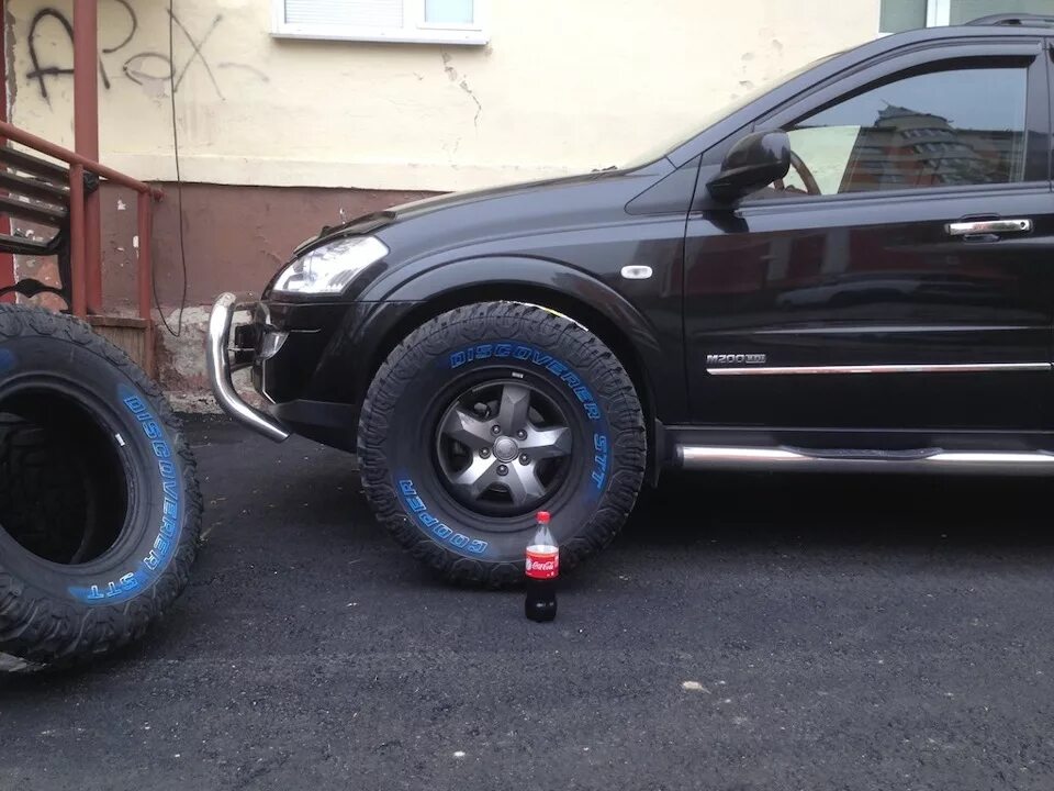 Диски на SSANGYONG Kyron r16. Колеса 265/75 r16 на SSANGYONG Rexton 2. Диски саньенг Кайрон r16. Dotz Dakar 7x16 Кайрон. Диски на кайрон 16