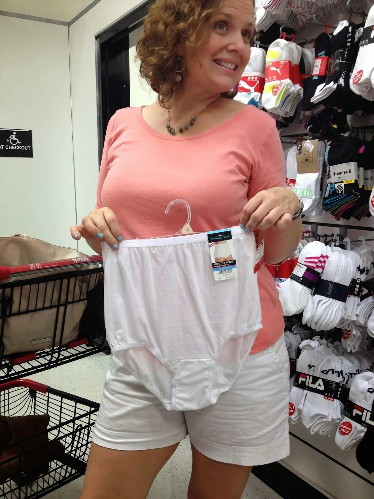 Sniffing mom's panties. прокладки pantyliners in panties. Granny panties волосы из трусиков. Catch canvas 18. Sis's panties.