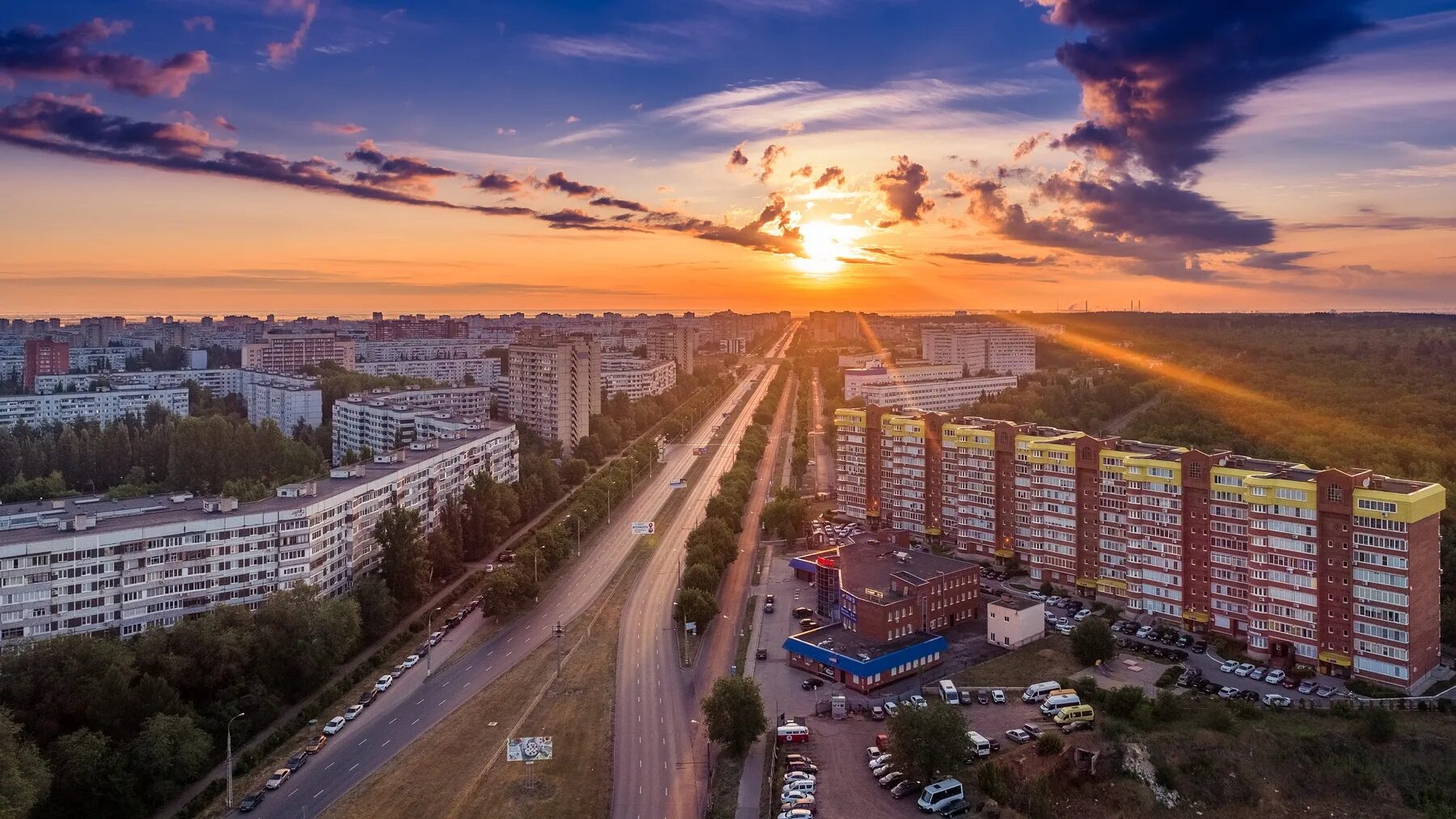 Ворошилова улица самарская область. Город Тольятти Автозаводский район. Автозаводской район Тольятти с высоты птичьего полета. Тольятти Автозаводской район 2013. Тольятти окраина.