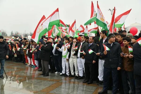 Флаг Таджикистана. День национального флага Таджикистана. День Знамени Республики Таджикистан. Праздник флаг Таджикистана.