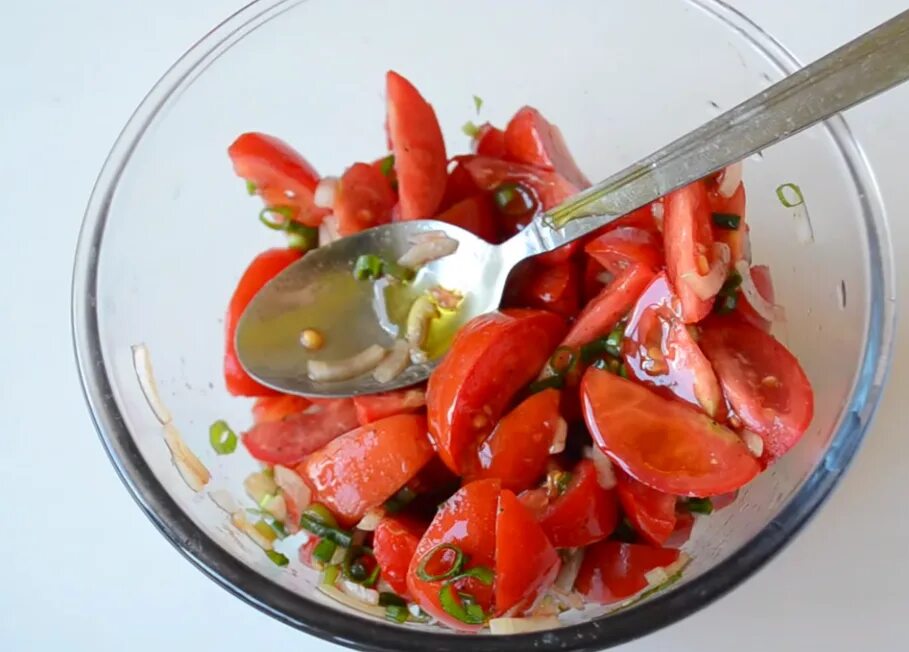 Салат помидор лук масло калорийность