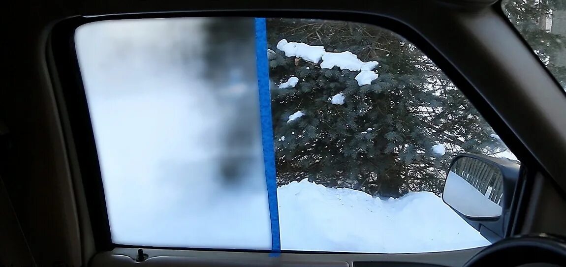 Почему потеют лобовое в машине летом. Запотевшие окна в авто зимой. запотевание окон в автомобиле. запотевшее лобовое стекло автомобиля.