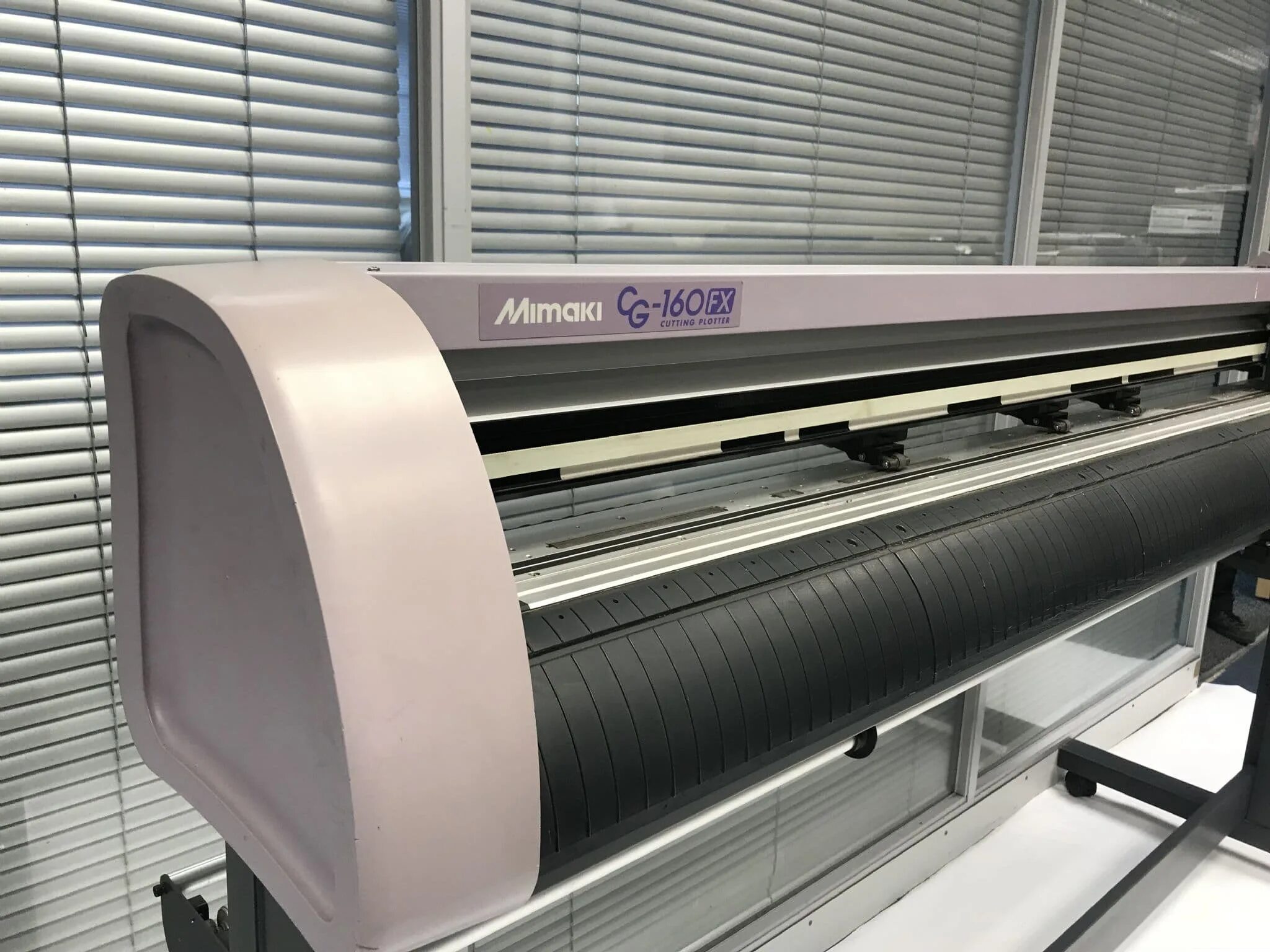 Cutting plotter