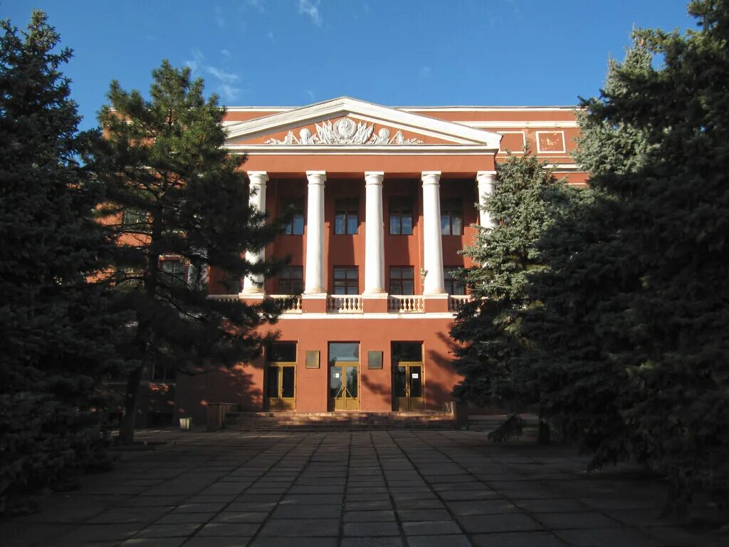 грузское криворожский район. криворожский. криворожский. кривой рог университеты. николаево-криворожском.