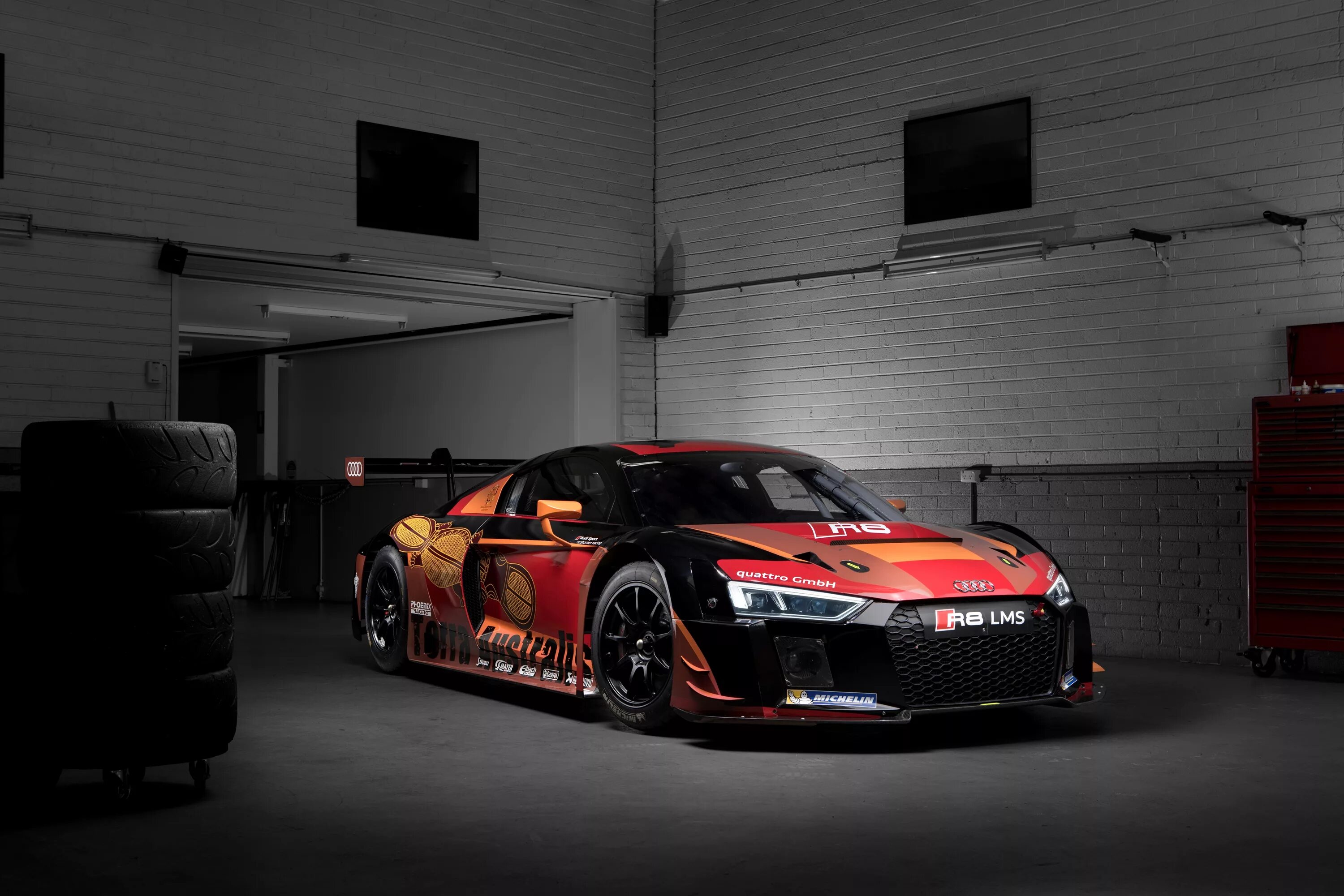 Audi r8 LMS. Audi r8 LMS (2016). Audi r8 (гоночный прототип). Audi r8 в гараже. Full tuning