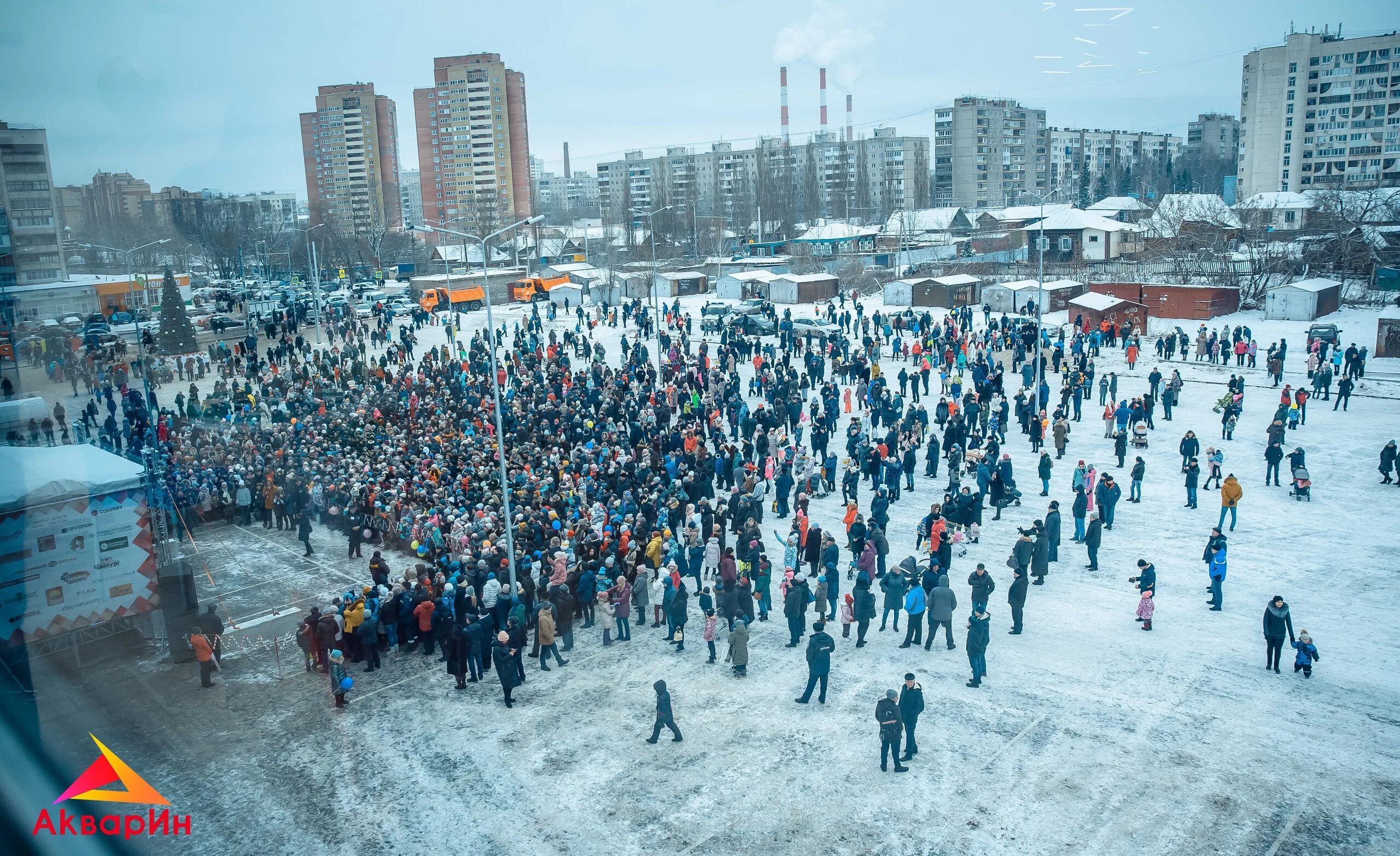 Кинотеатр аквамарин уфа. Акварин ТЦ Уфа. Акварин Инорс. ТЦ Аквамарин Уфа. Инорс Уфа.