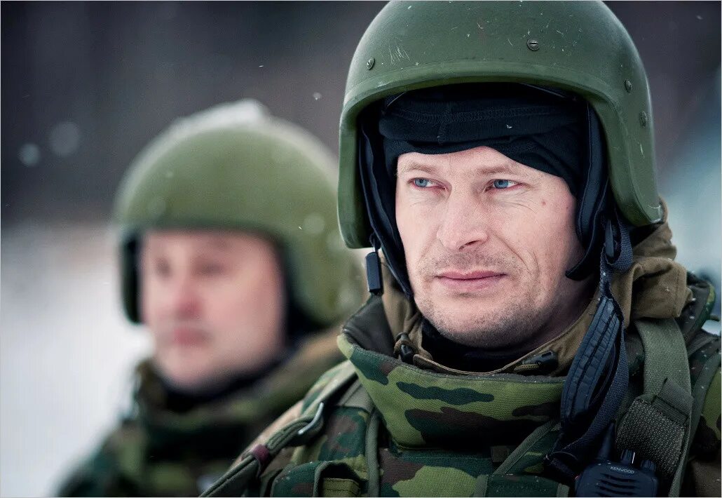 Спецназовец. Российский солдат. Красивый солдат Российской армии. Лицо военного.