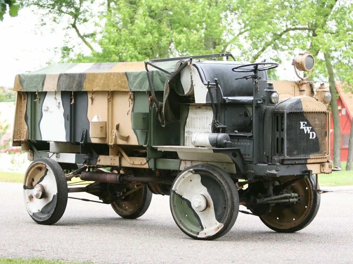 Автомобили первой мировой. Грузовик первой мировой Lorry. Jeffery Quad 1914. Грузовик Jeffery Quad. FWD model b 3-ton Lorry.