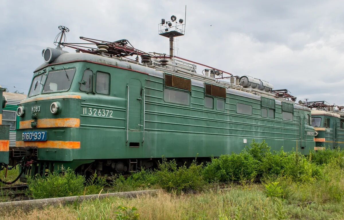 Вл60 электровоз. Локомотив вл 60. Вл60к 2464. Вл 60 и вл 80. Поезда по станции минеральные воды