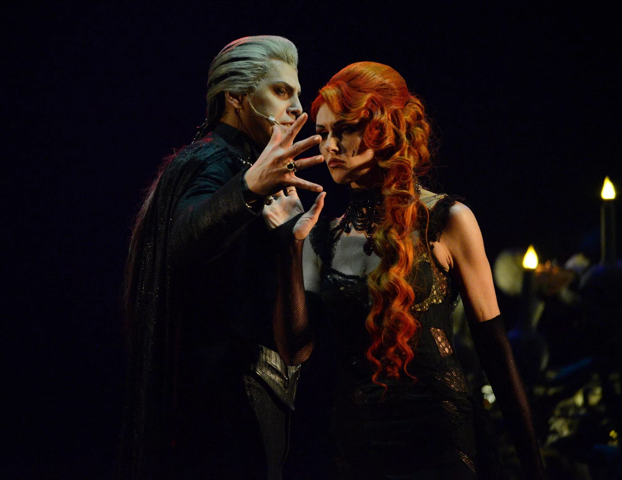 Гелла булгаков. Гелла мастер и маргарита. Вампирша гелла. Гелла мастер и маргарита арт. Вампирша воланда.