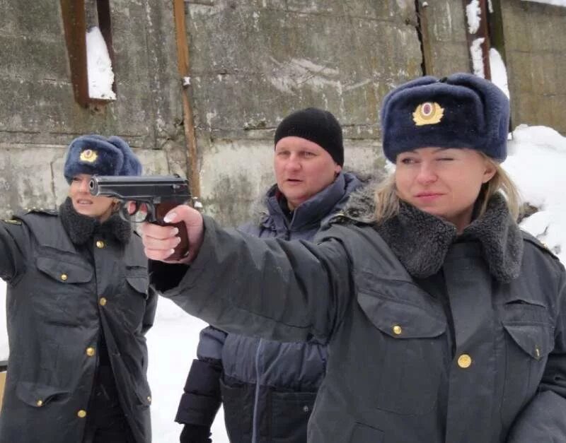 Пм полиции. Пм полицейский. стрельба из пм полиция. стрельбище полиции.