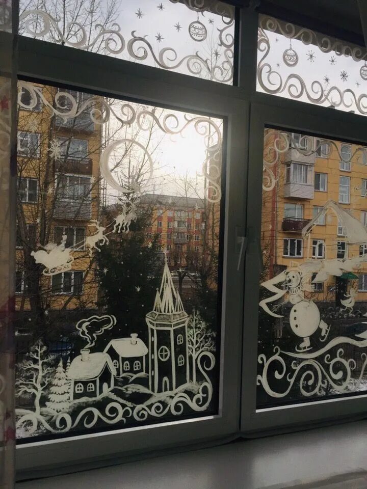 Расписать окно. Роспись окон. роспись окон на новый год. расписать окна на новый год. новогодние расписные окна.
