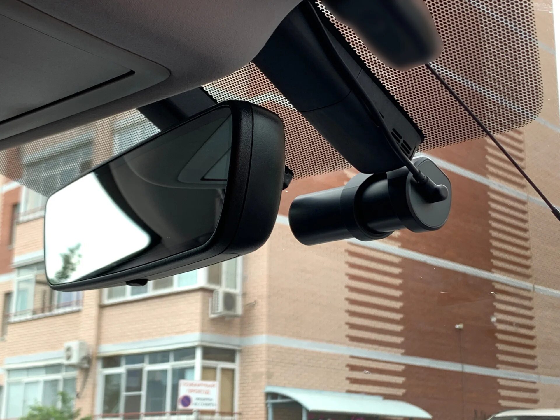 Видеорегистратор ddpai dash cam. Xiaomi ddpai mini 3 dash cam. видеорегистратор ddpai mini3. видеорегистратор xiaomi ddpai mini3 dash cam. видеорегистратор ddpai z50.