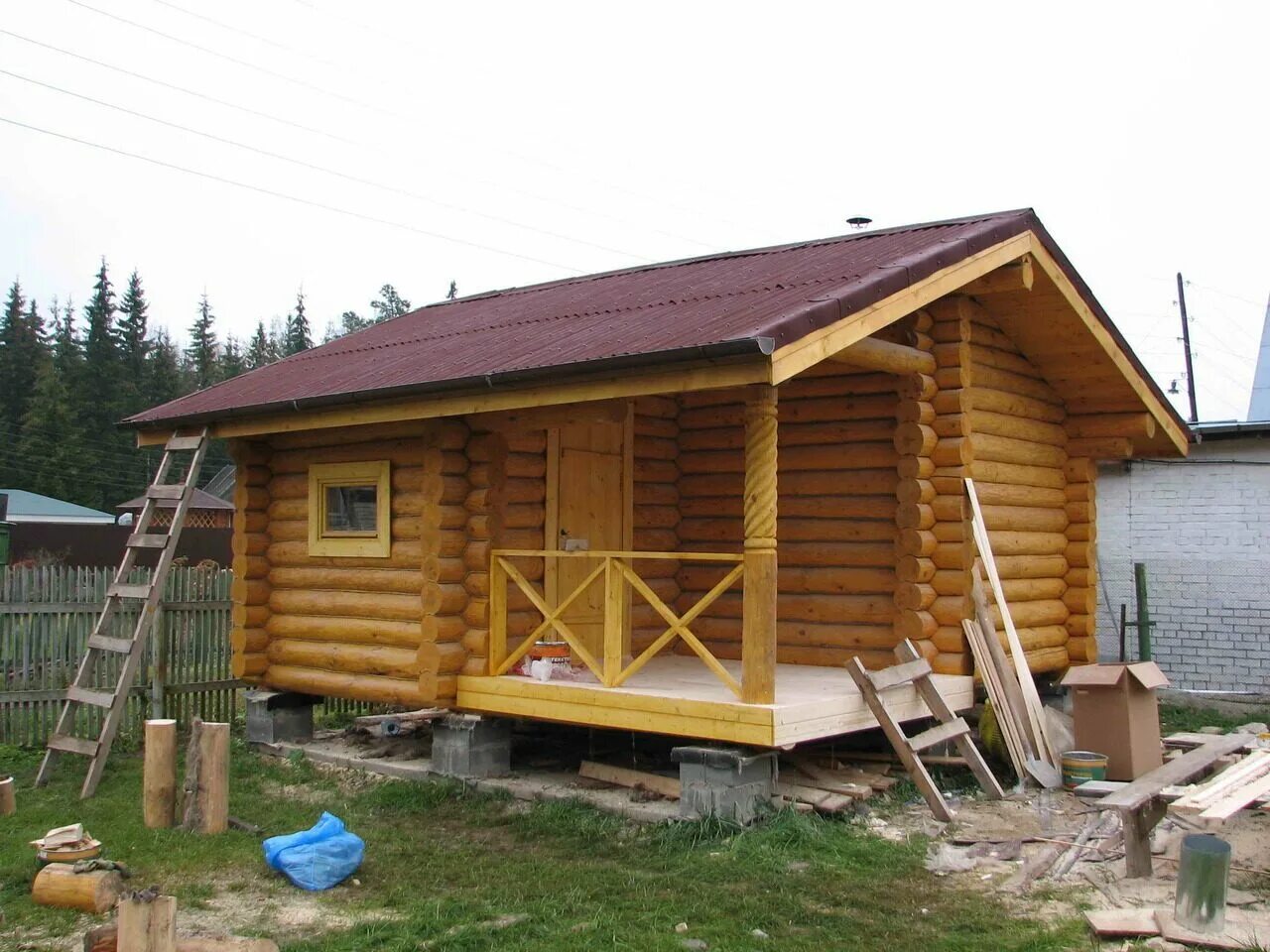 Компания баско занимается строительством бань. Стройка бани. Баня снаружи. Баня под ключ. Баня вид снаружи.