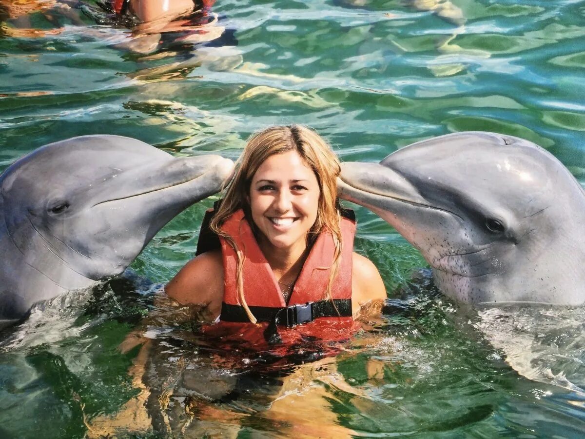 Дельфинарий варадеро. Дельфинарий Кайо Коко. Кайо Бланко дельфинарий. Дельфины Куба Кайо. Фото с дельфинами на Кайо Коко.