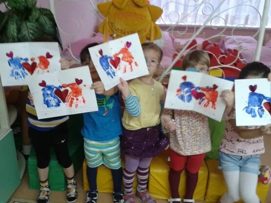 Подготовительные группы для дошкольников. Неделя дружбы в детском саду. День друзей в старшей группе. Рисование дружба средняя группа. Рисование друзья средняя группа.