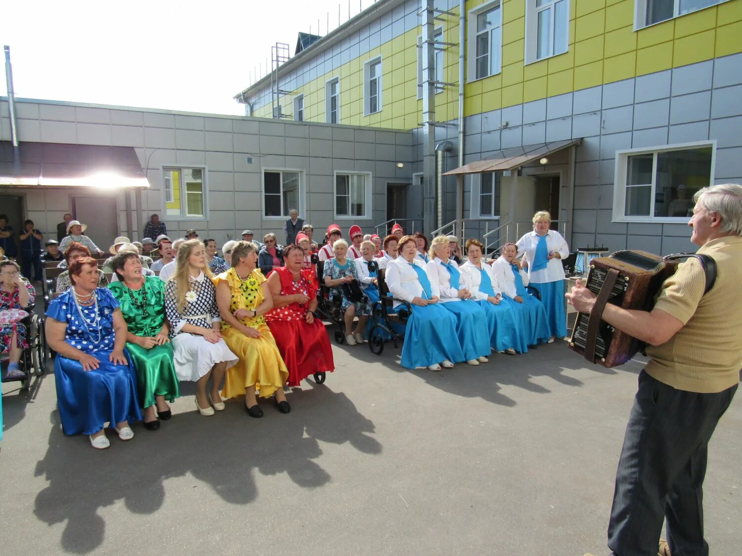 Сайт пансионата вязники. Вязники дом интернат им глинки. вязники глинка. вязники пансионат имени глинки. вязники интернат для престарелых и инвалидов.