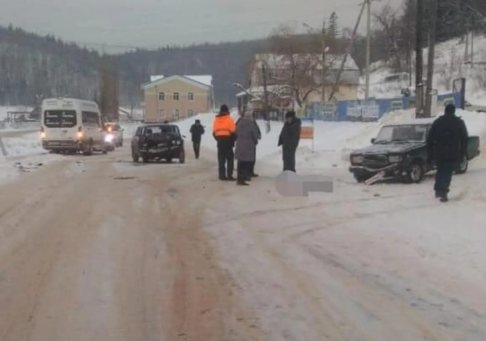 Погода в павловке нуримановского на 14 дней. Павловка Нуримановский район Башкирия. Уфа — Иглино — красная горка — Павловка. Авария красная горка Нуримановский район. Уфа Иглино Нуримановский.