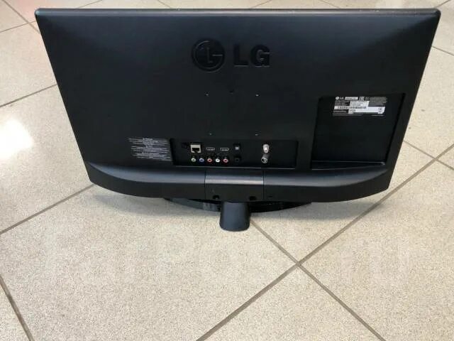 LG 24tq510s led. Телевизор LG 24tq520s-PZ. LG 24lj480u-PZ. LG 24tq520s-PZ матрица.