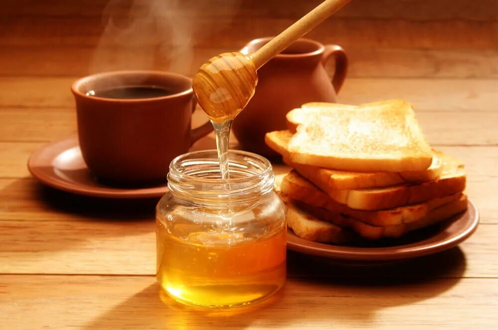 Чай с медом вред. Мед. Мед картинки. Чай с медом. Чаепитие с медом.