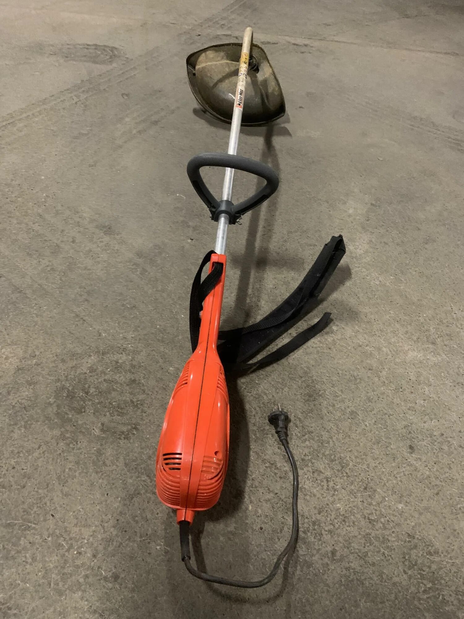 Олео мак тр 111 е корпус двигателя. Триммер oleo-mac tr 92 e. Электротриммер oleo-mac tr111e. Oleo-mac tr61e электротриммер. Мак тр.