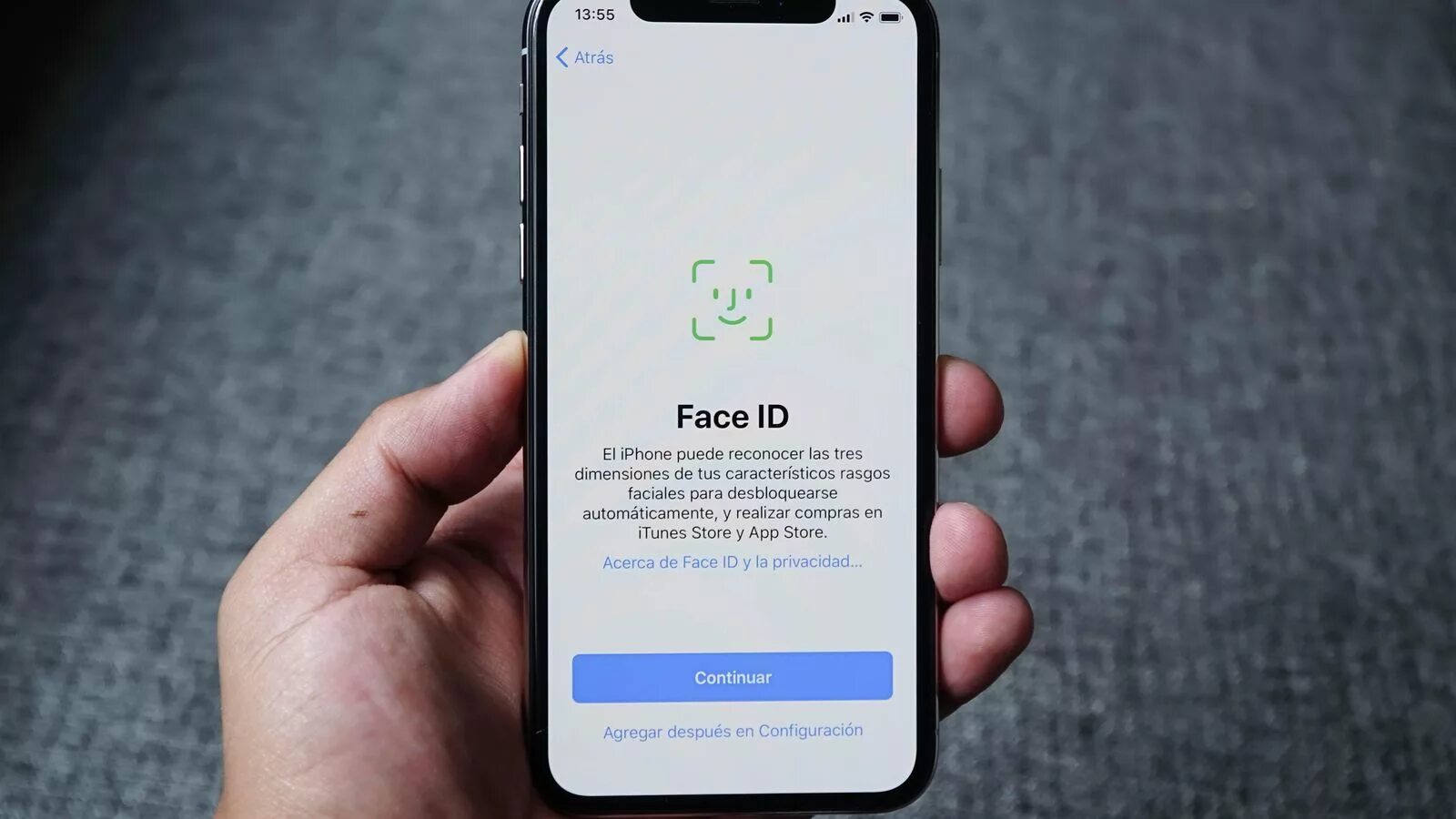 Фейс айди айфон 11. Фейс айди айфон 10. Что такое face ID на айфоне. Что такое фейс айди на айфоне x.