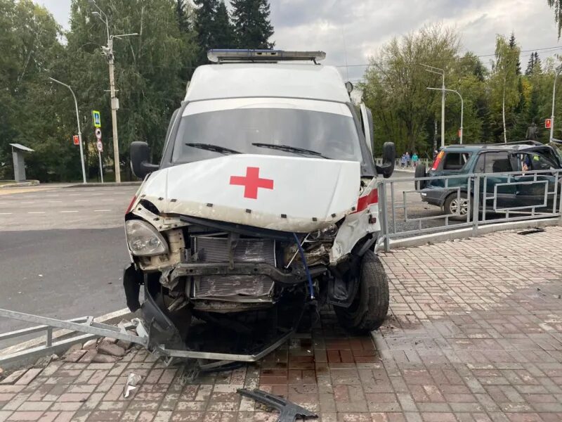 Скорая горно алтайск. Автомобиль скорой медицинской помощи.