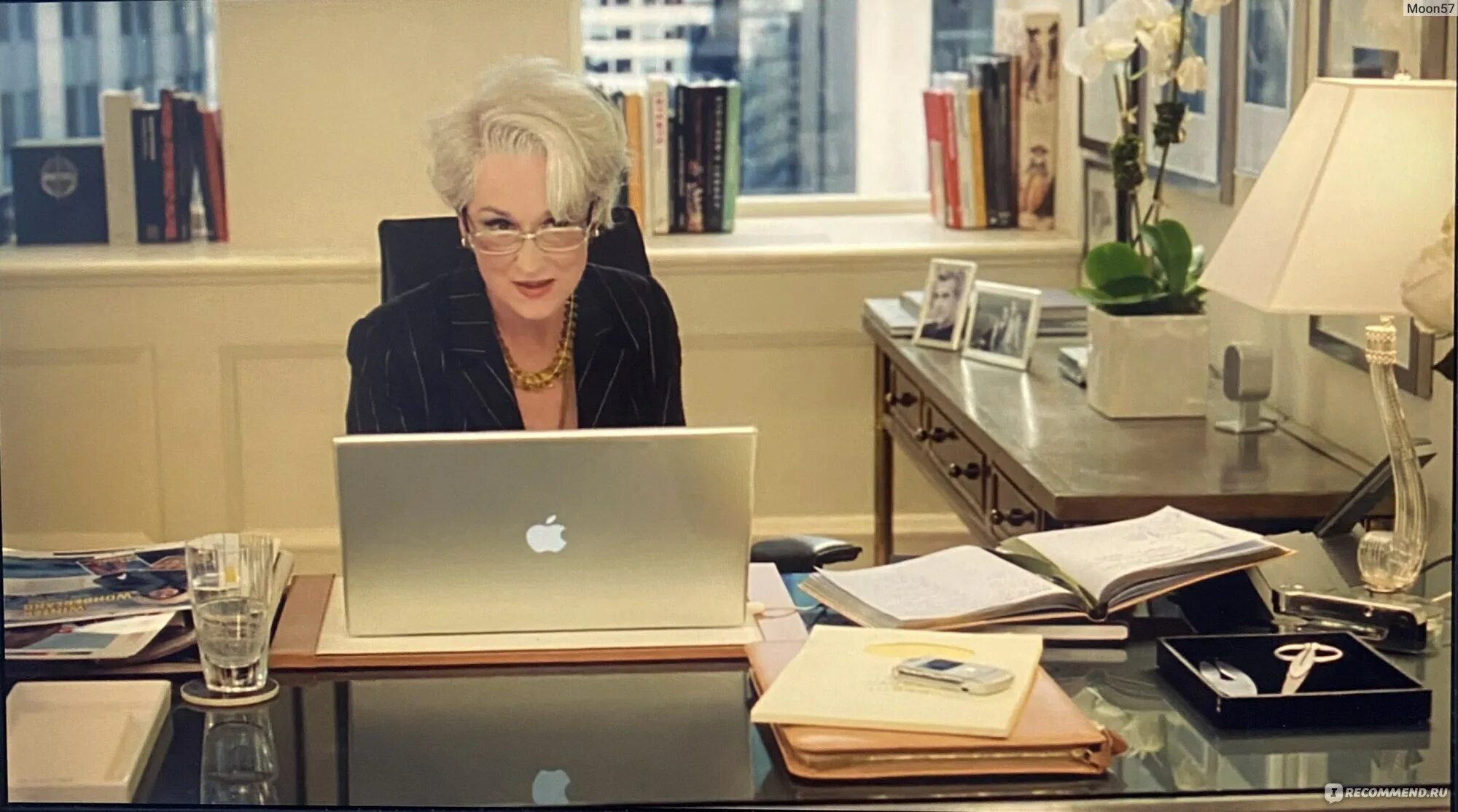 Devil wears prada subtitle. Миранда пристли. миранда пристли дьявол носит prada. meryl streep devil wears prada. офис миранды пристли.