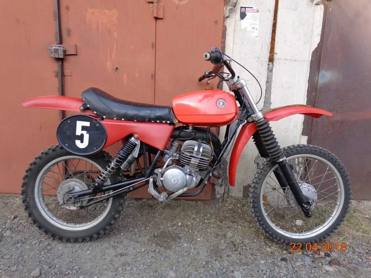 Авито мотоциклы бу чезет. Кроссовый чезет 125. мотоцикл чезет 125. кроссовый мотоцикл чз 125. советский мотоцикл чезет 500.