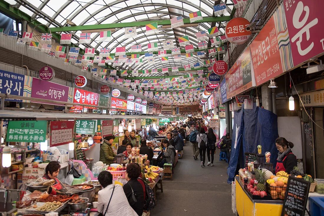 корейские рынки еды. южная корея уличная еда сеул. мёндон в сеуле еда. рынок намдэмун. мёндон в сеуле еда.