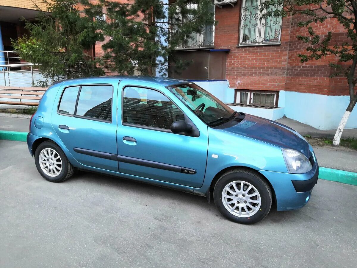 Рено клио 4 2004. Рено клио 2004 седан. Клио 2004. Renault 2004. Рено клио 2004 седан.