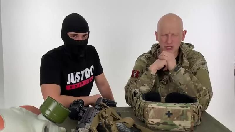 Стрим разведос файтербомбер. Фантом разведос. разведос вагнер. разведос и артист.