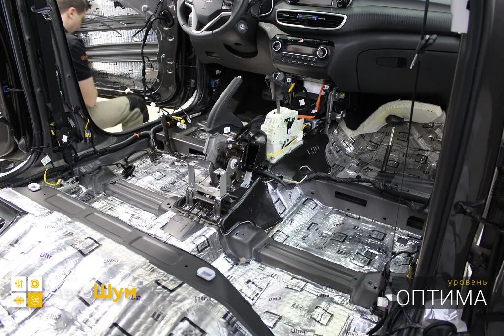 Хендай туксон 2007 автомат 2л полный привод. Багажник hyundai tucson 2005. Хендай туксон 1 поколения. Hyundai tucson 2008 серебристый с красной крышей. Хендай туксон серебристый.