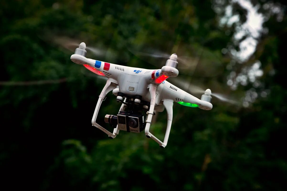 Dji phantom 2 vision. Dji фантом. коптер dji phantom 2. Phantom 3 standard подвес. фантом 2.