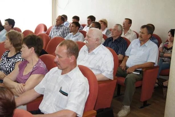 Глава Тбилисского района Краснорудский. Глава песчаного сельского поселения Тбилисского района. Администрация Тбилисского сельского. Сельский совет в Тбилисской.