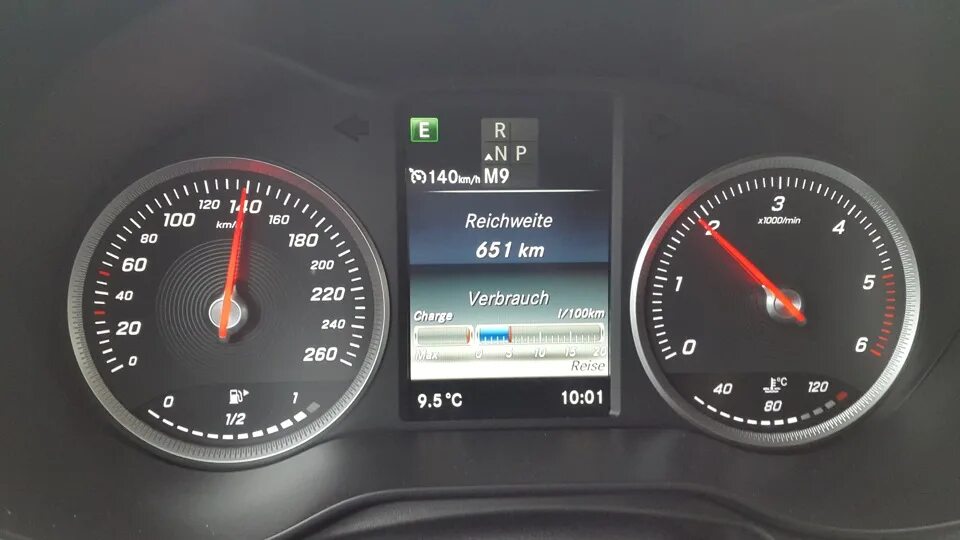 Разгон glc. Adblue на мерседес glc 250d. mercedes glc 220d показания одометра. индикаторы в glc. форсунка adblue mercedes glc 300d.