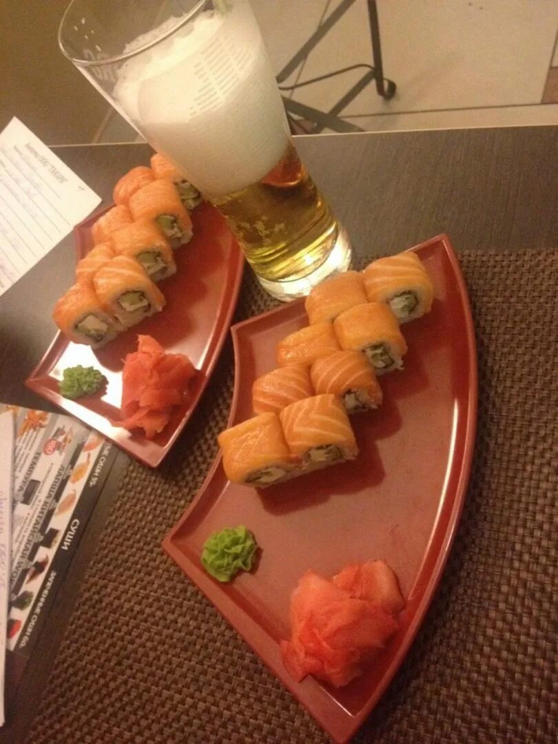 Логотип суши бара. Такара суши бар в яблоновке. Такара роллы. Роллы кунгур меню. Такара псков сайт.