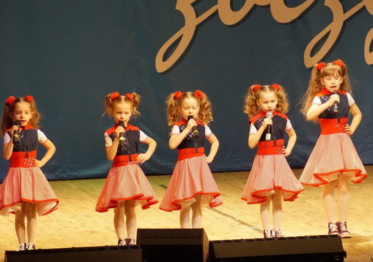 песни для выступления в школе