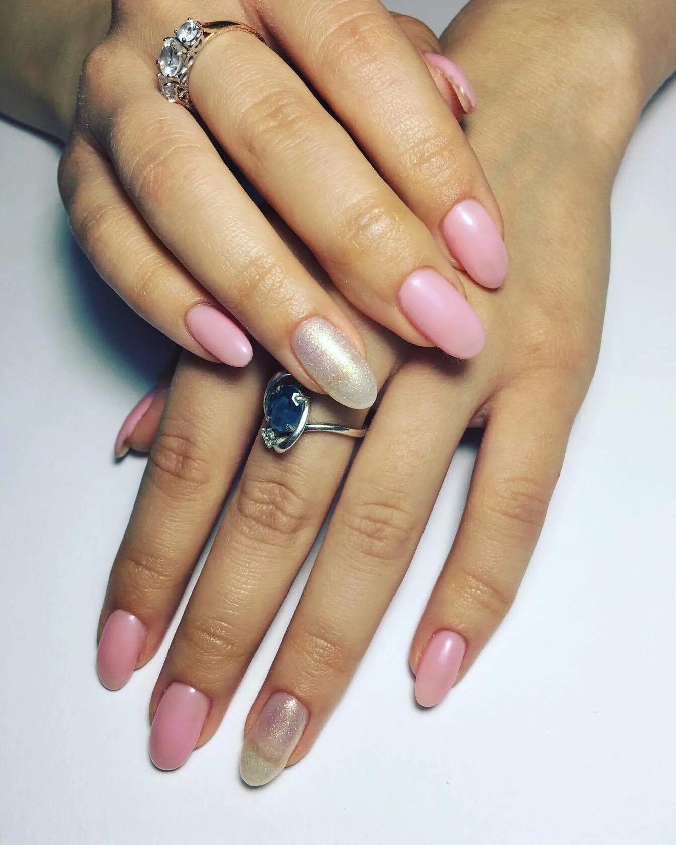 натуральный маникюр без покрытия. маникюр наращивание ногтей. наращивание ногтей биогелем. ногти нарощенные гелем. ногти нарощенные гелем.